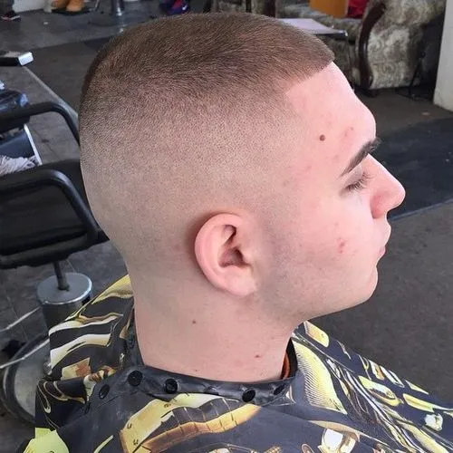 Haircut with Square Hairline